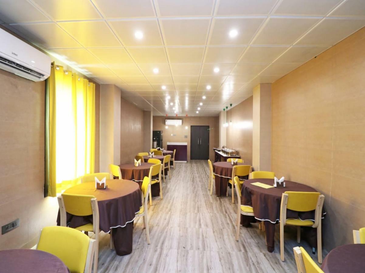 Ace Prime Hotel เกรทเตอร์นอยดา ภายนอก รูปภาพ